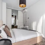 New Bastion Life W- Free Garage Prkg & Self Check-in I Cohost דירה