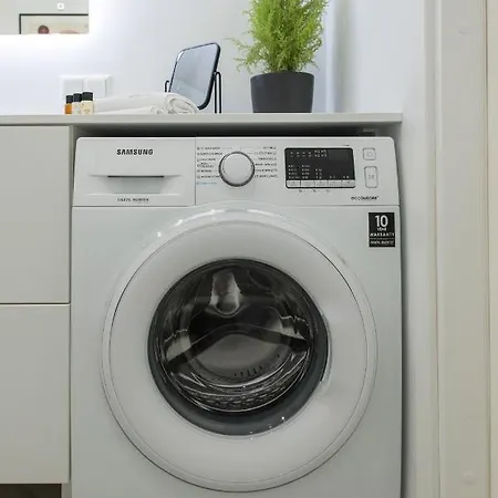Апартаменти New Bastion Life W- Free Garage Prkg & Self Check-in I Cohost Вільнюс