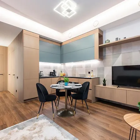 Cohost I New Basteja Life W-garage Prkg & Self Check-in Vilnius