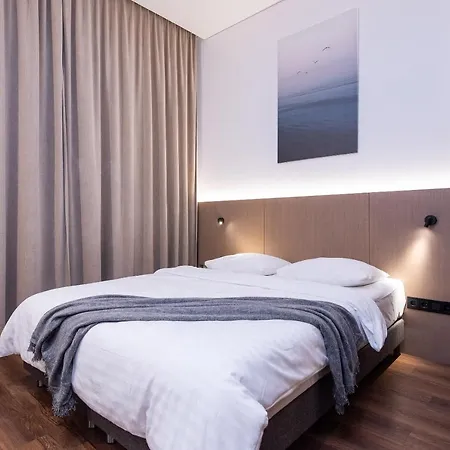 New Bastion Life W- Free Garage Prkg & Self Check-in I Cohost Lägenhet *