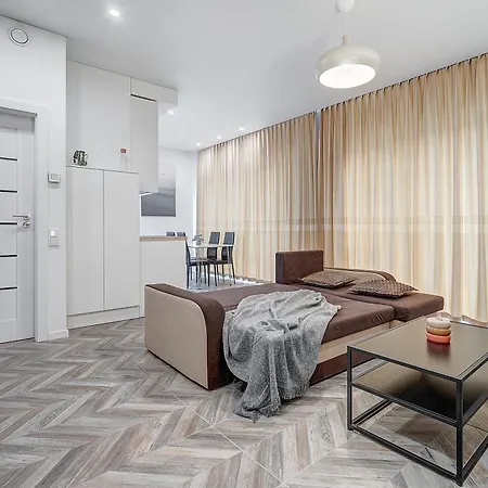 Apartment Cohost I New Basteja Life W-garage Prkg & Self Check-in