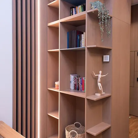 Apartment Cohost I New Basteja Life W-garage Prkg & Self Check-in *