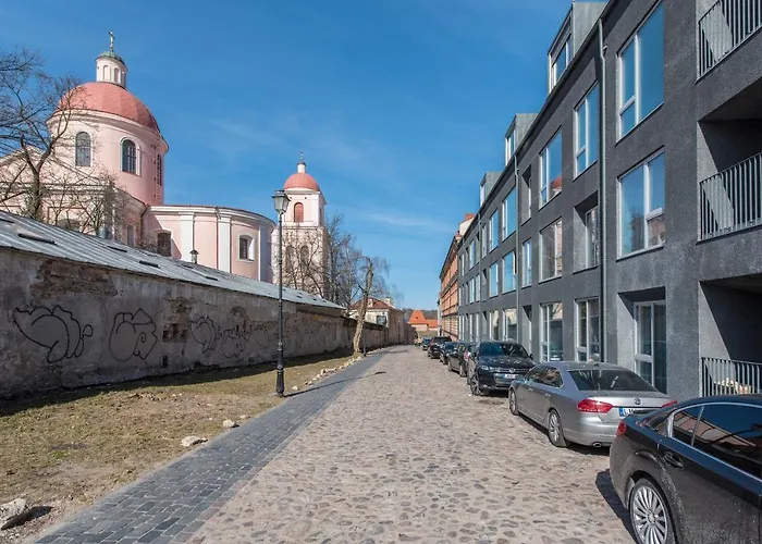 New Bastion Life Apartments W- Free Garage Prkg & Self Check-In I Cohost Appartement