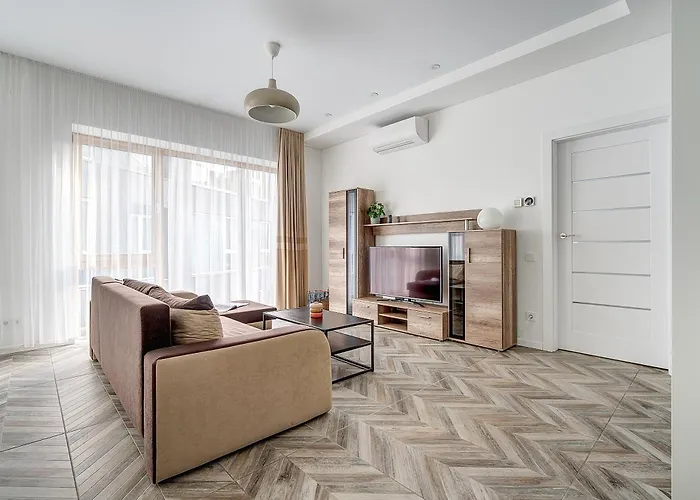 New Bastion Life Apartments W- Free Garage Prkg & Self Check-In I Cohost